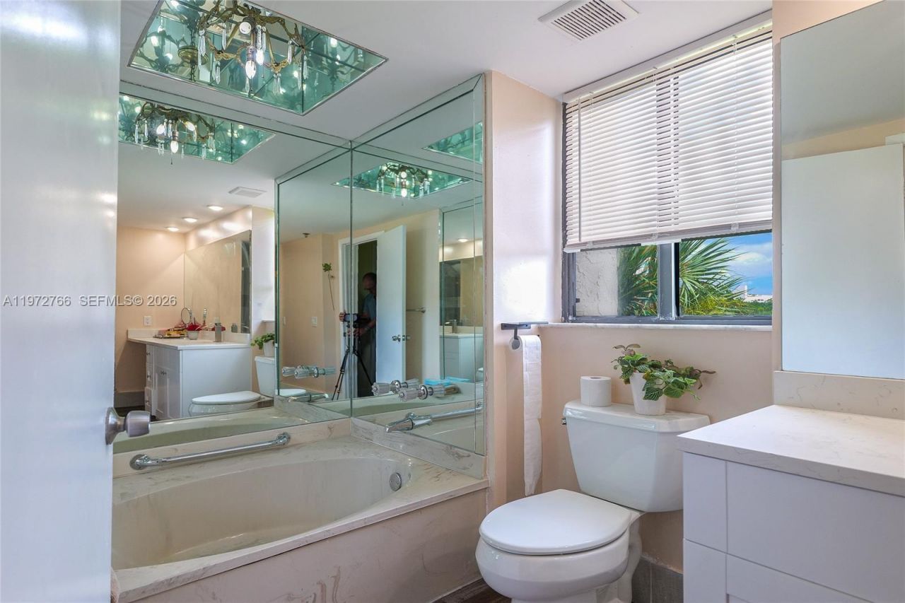 7200 Radice Ct , Unit 309, Lauderhill, FL 33319 Photo