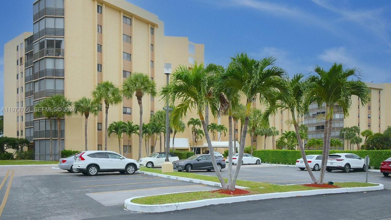 7200 Radice Ct , Unit 309, Lauderhill, FL 33319 Photo