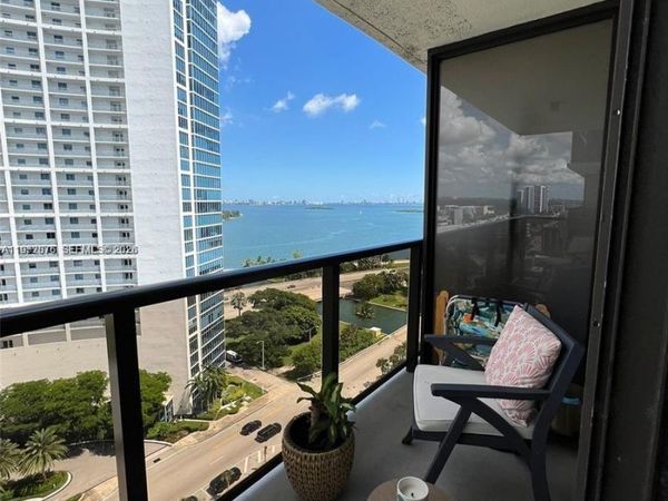 600 NE 36th St , Unit 1909, Miami, FL 33137