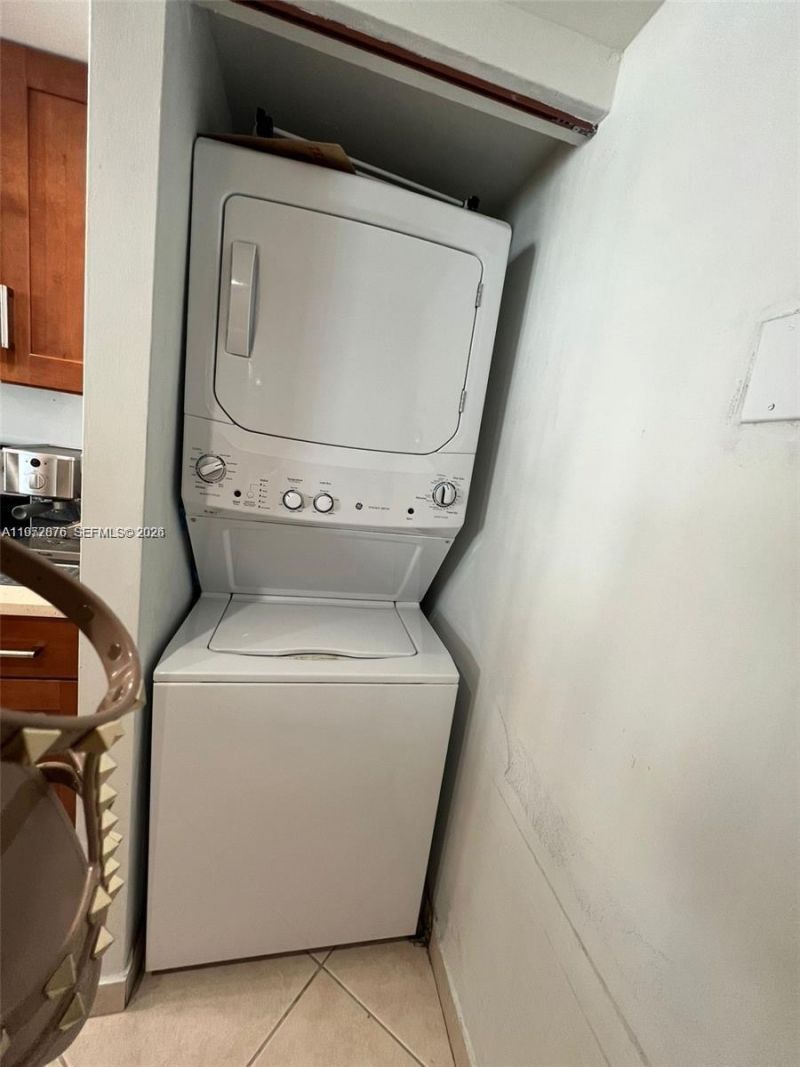 600 NE 36th St, Unit 1909, Miami, FL 33137 Photo