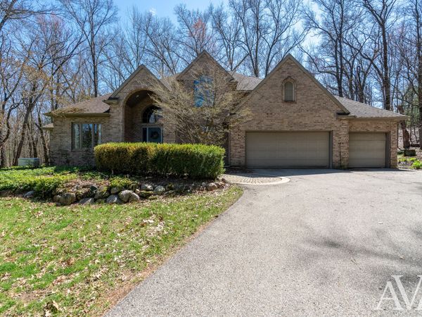 6250 Cannon Highlands Drive NE, Belmont, MI 49306