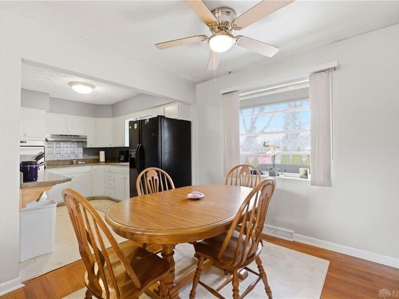 5799 Bayside Drive, Dayton, OH 45431 Photo 11