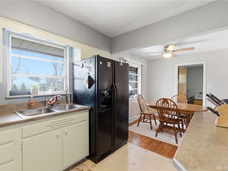 5799 Bayside Drive, Dayton, OH 45431 Photo 9