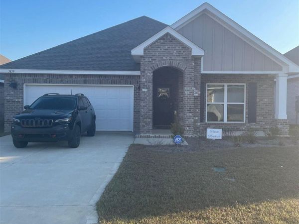 5859 Sargassum Ln, Milton, FL 32583