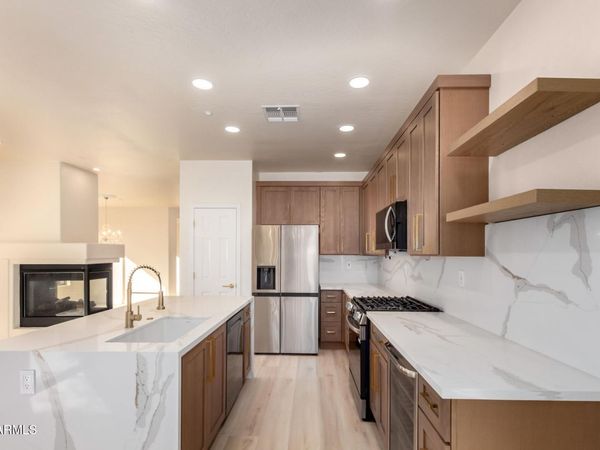 2335 W MUIRFIELD Drive, Anthem, AZ 85086