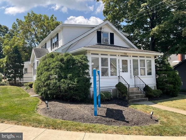 300 SPRUCE STREET, DOYLESTOWN, PA 18901