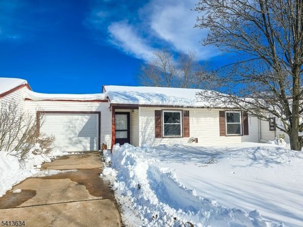 149 Maclura Plz, Monroe, NJ 08831