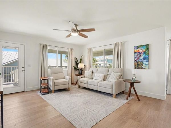 942 Prescott ST, FORT MYERS BEACH, FL 33931