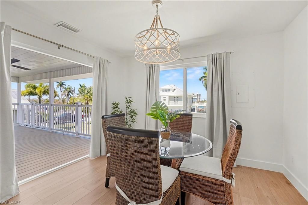 942 Prescott St, Fort Myers Beach, FL 33931 Photo