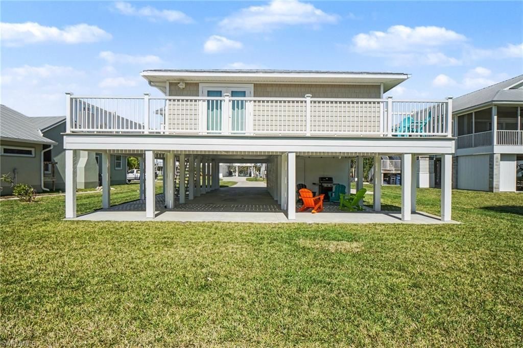 942 Prescott St, Fort Myers Beach, FL 33931 Photo