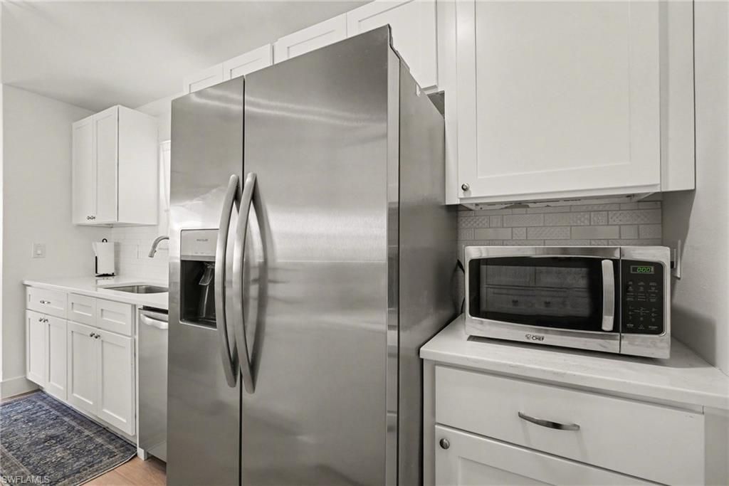 942 Prescott St, Fort Myers Beach, FL 33931 Photo