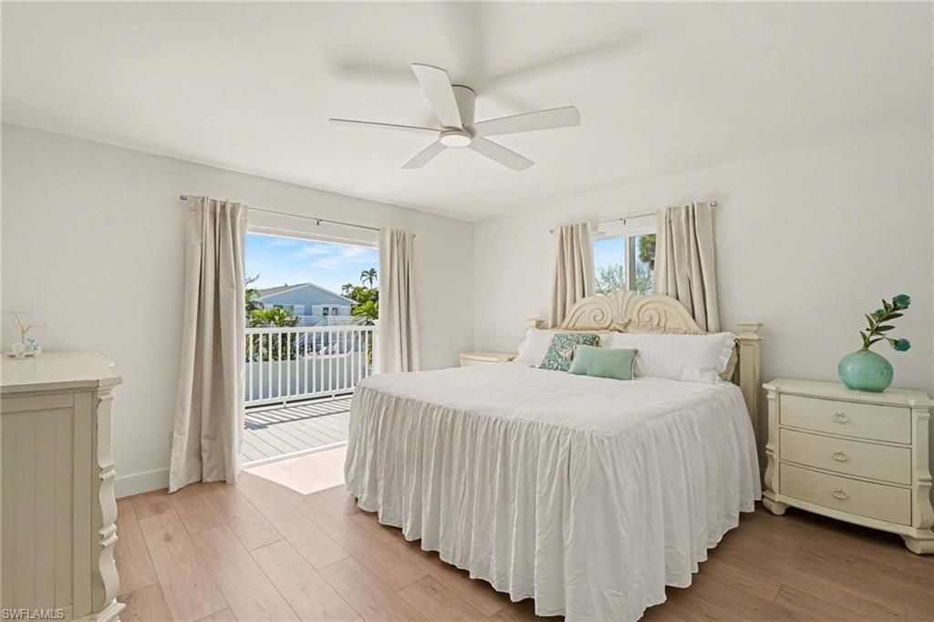 942 Prescott St, Fort Myers Beach, FL 33931 Photo