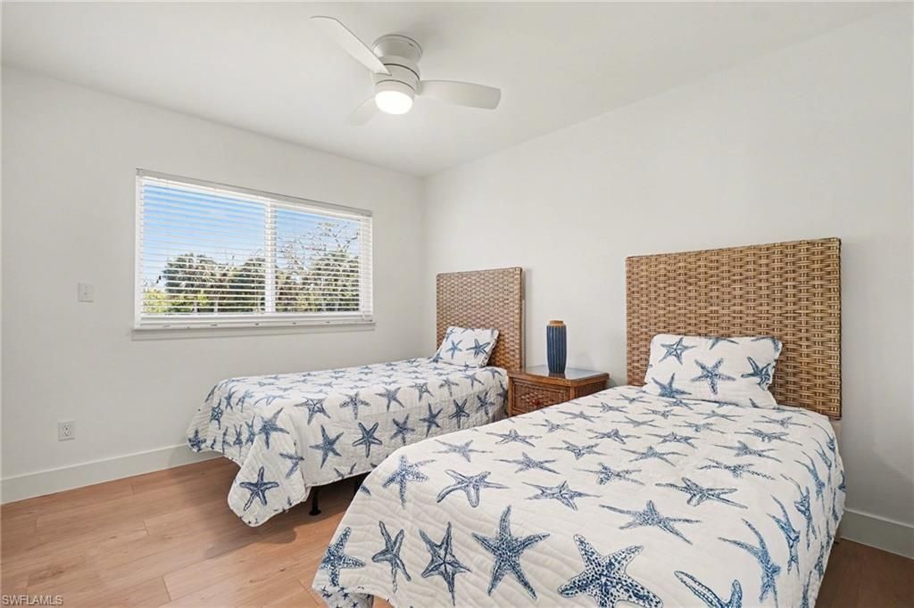 942 Prescott St, Fort Myers Beach, FL 33931 Photo