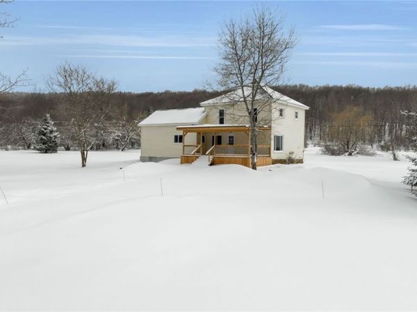 4282 Gun Barrel Road, Delevan, NY 14042