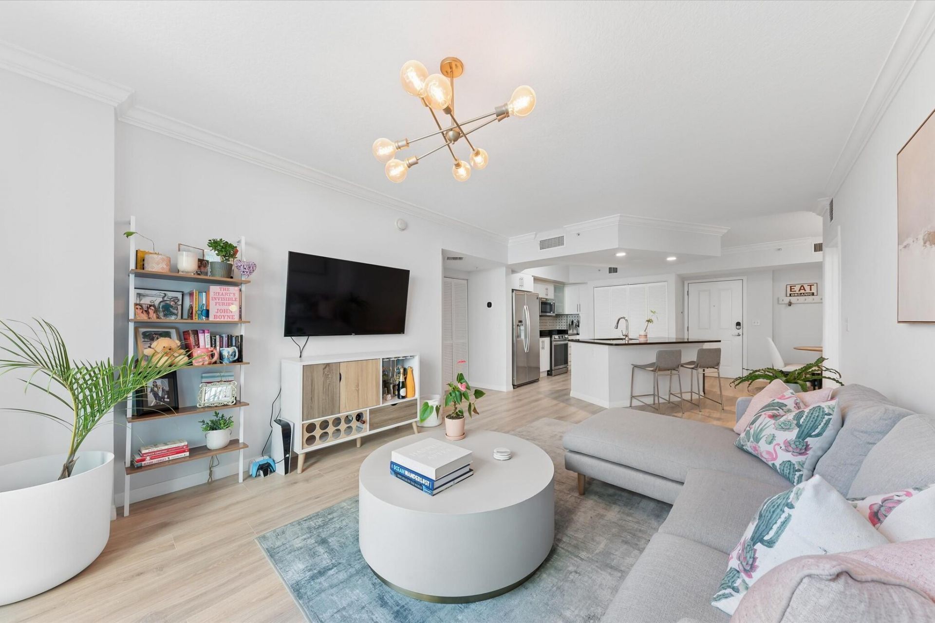 600 S Dixie Highway Highway, Unit 239, West Palm Beach, FL 33401 Photo