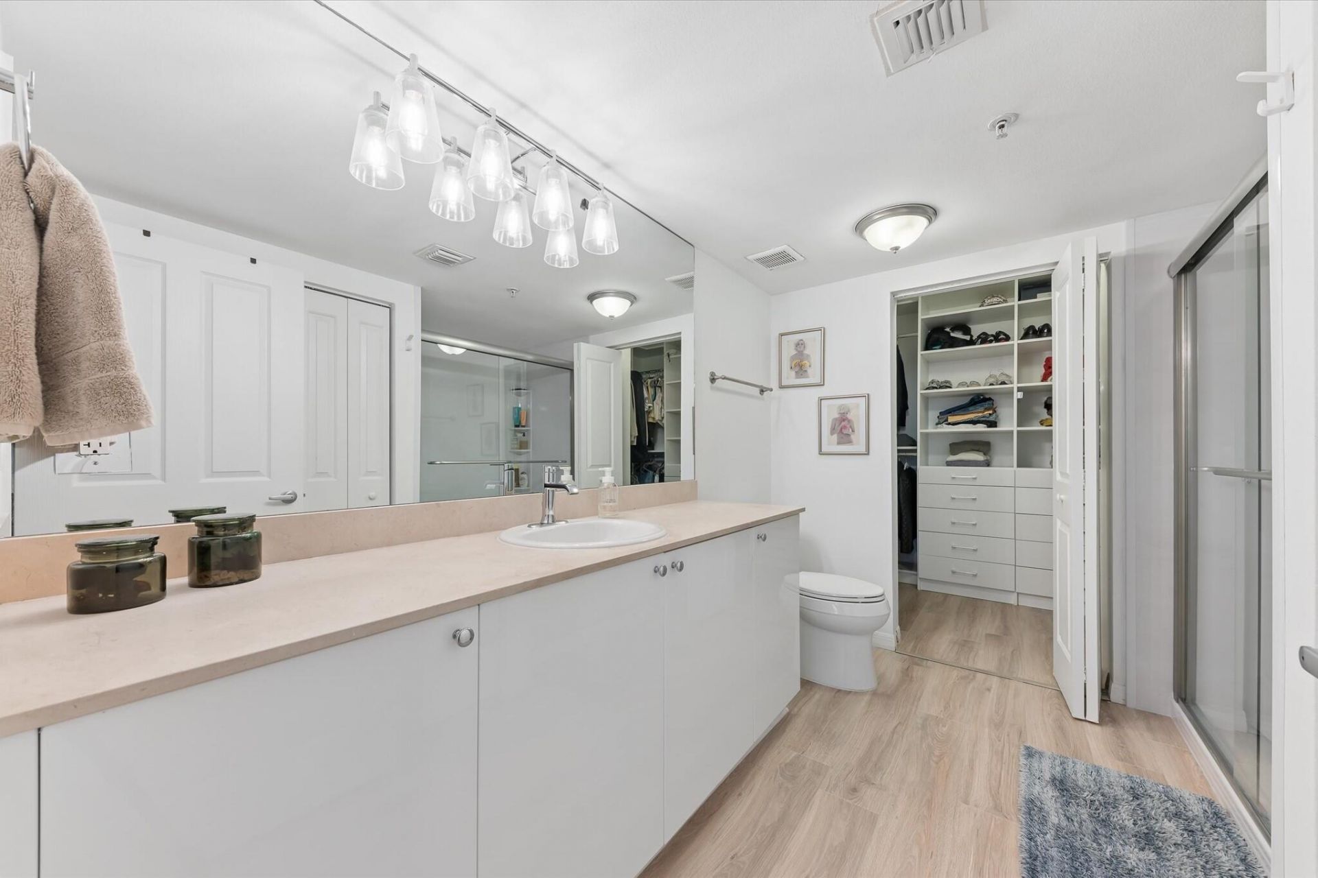 600 S Dixie Highway Highway, Unit 239, West Palm Beach, FL 33401 Photo