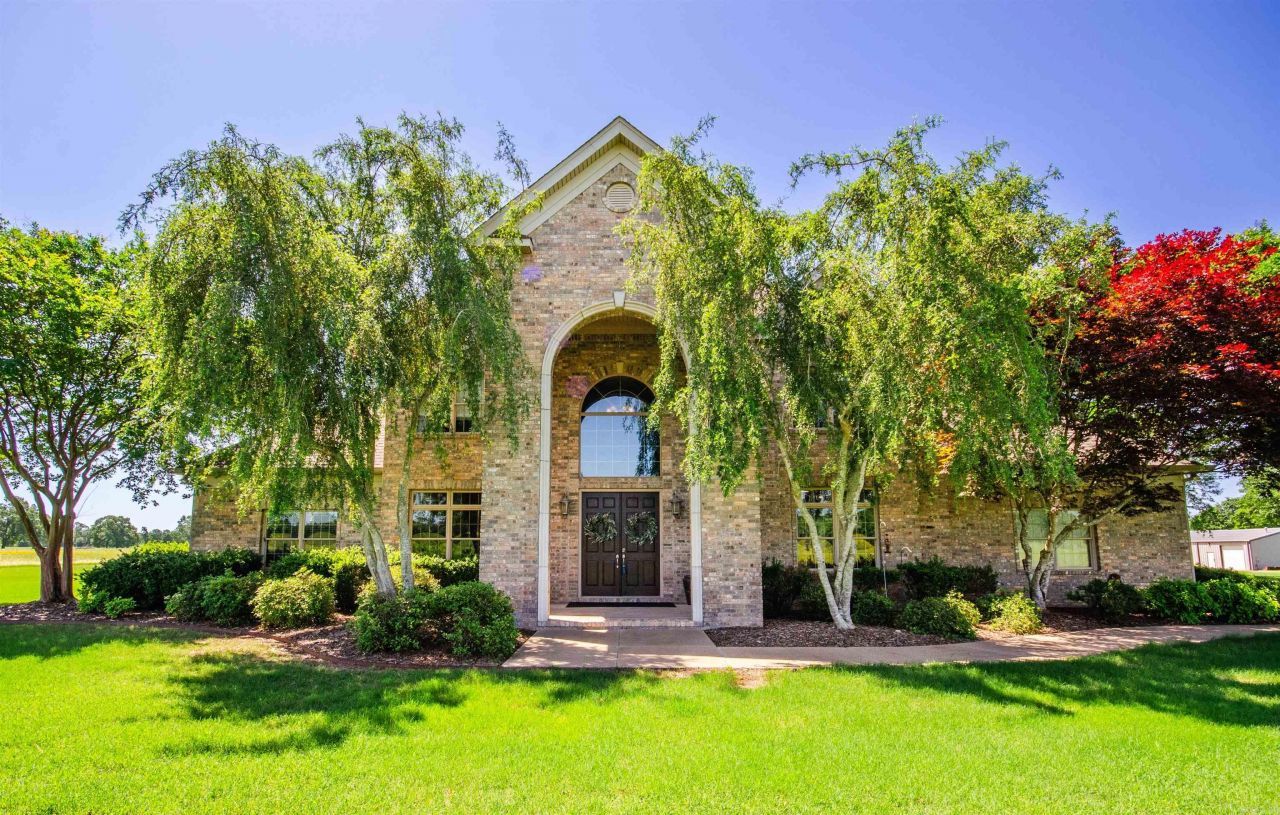 54 Middle Road Conway, AR 72032