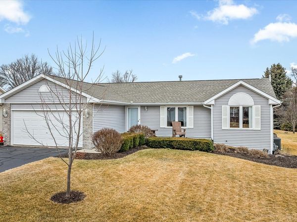 3810 Foxglove Lane, Winnebago, IL 61088