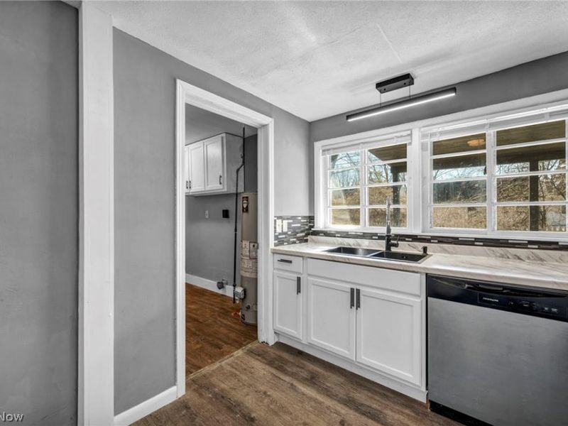 4890 Northwood Drive, Sheffield Village, OH 44054 Photo 16