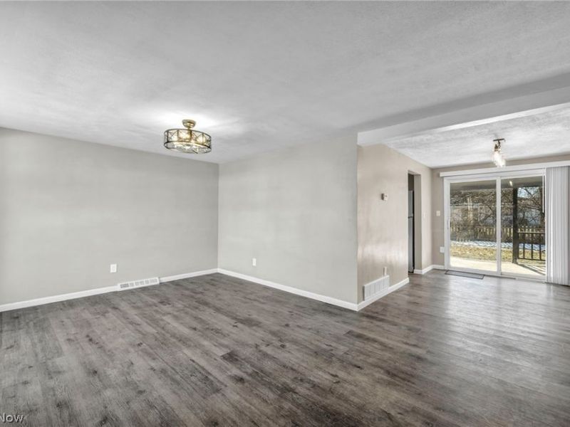 4890 Northwood Drive, Sheffield Village, OH 44054 Photo 6