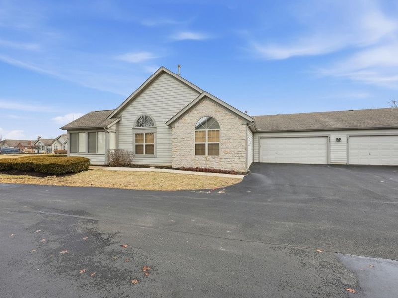 3881 Orchard Way, Powell, OH 43065 Photo 4