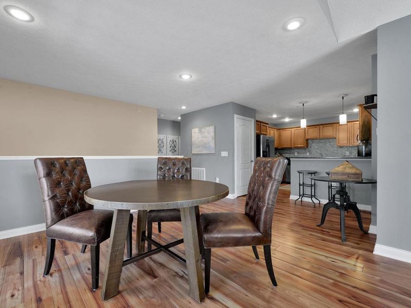 3963 Dinon Drive, Columbus, OH 43221 Photo 11