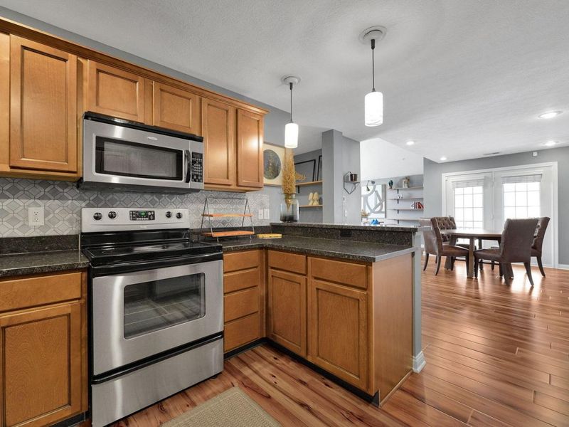 3963 Dinon Drive, Columbus, OH 43221 Photo 13