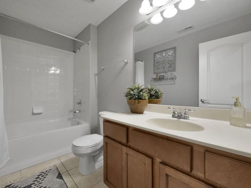 3963 Dinon Drive, Columbus, OH 43221 Photo 23