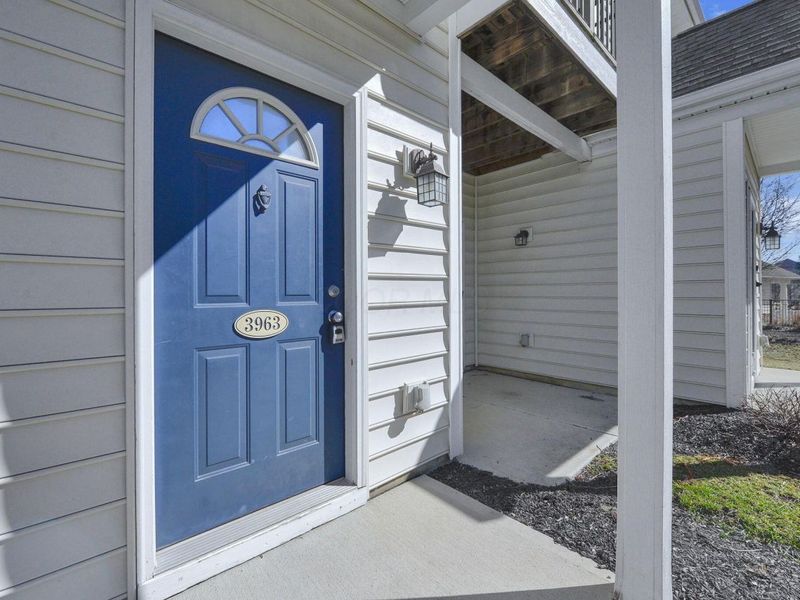 3963 Dinon Drive, Columbus, OH 43221 Photo 4