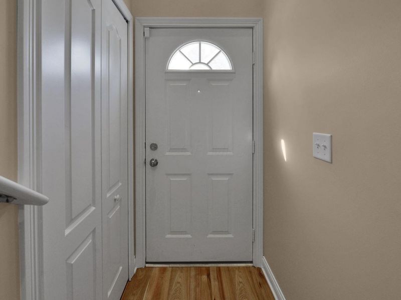 3963 Dinon Drive, Columbus, OH 43221 Photo 6