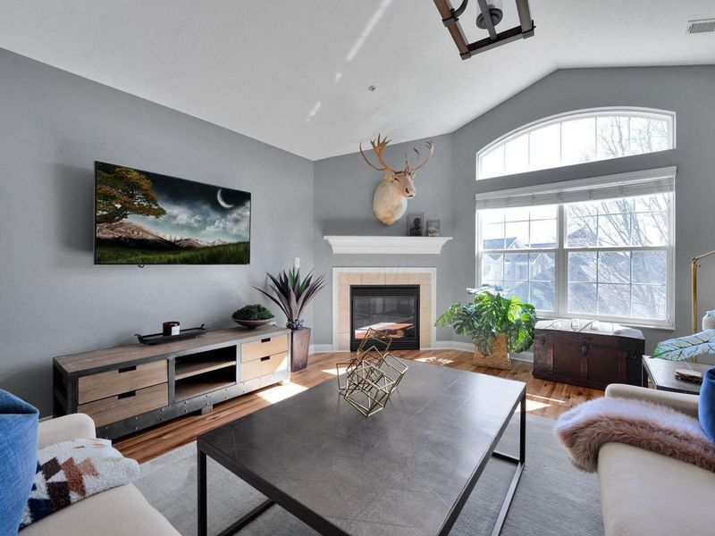 3963 Dinon Drive, Columbus, OH 43221 Photo 7