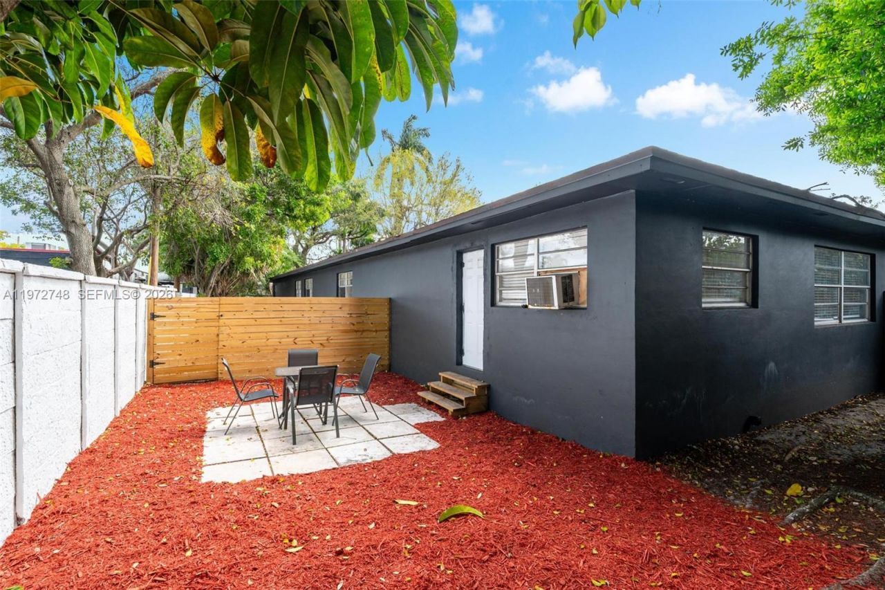 1415 SW 1st Street, Unit 1-8, Fort Lauderdale, FL 33312 Photo