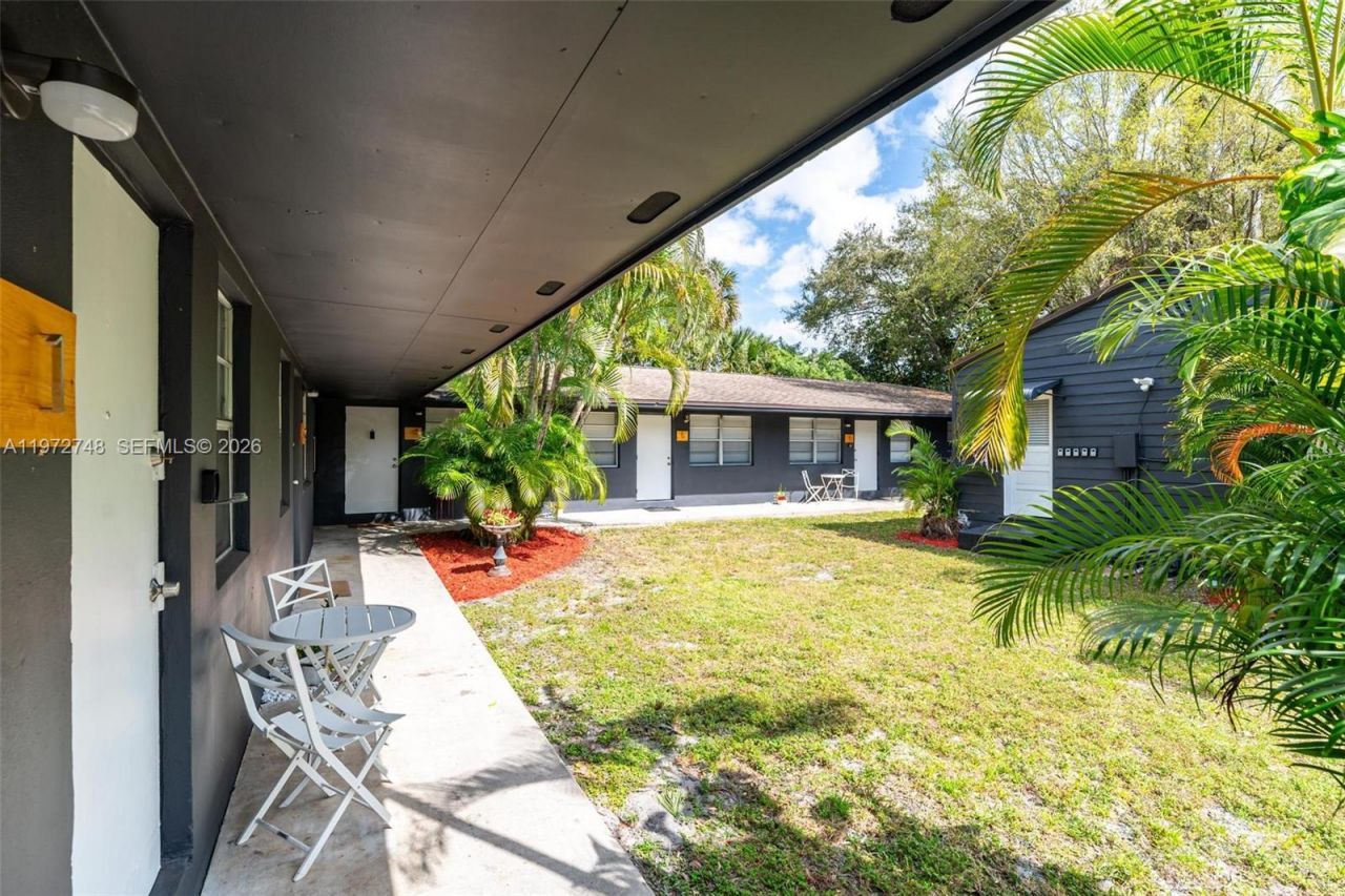 1415 SW 1st Street, Unit 1-8, Fort Lauderdale, FL 33312 Photo