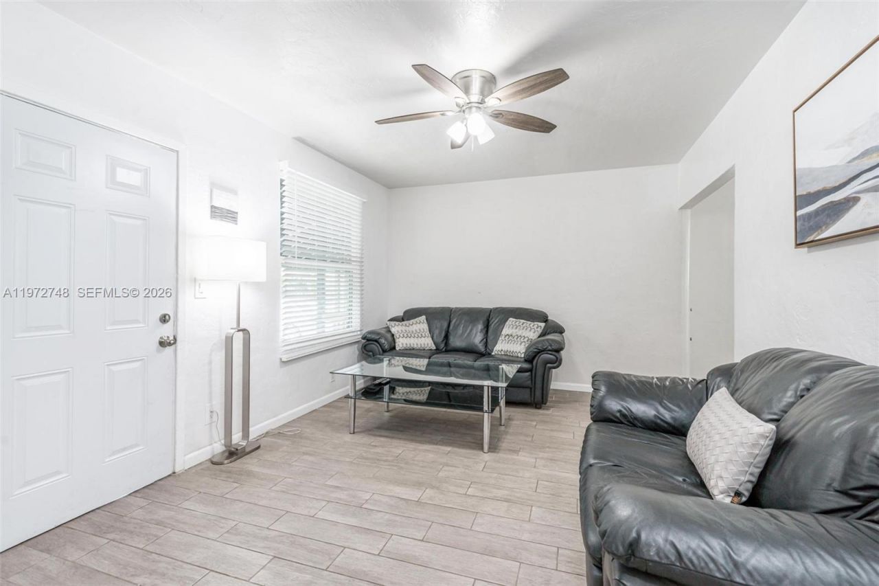 1415 SW 1st Street, Unit 1-8, Fort Lauderdale, FL 33312 Photo