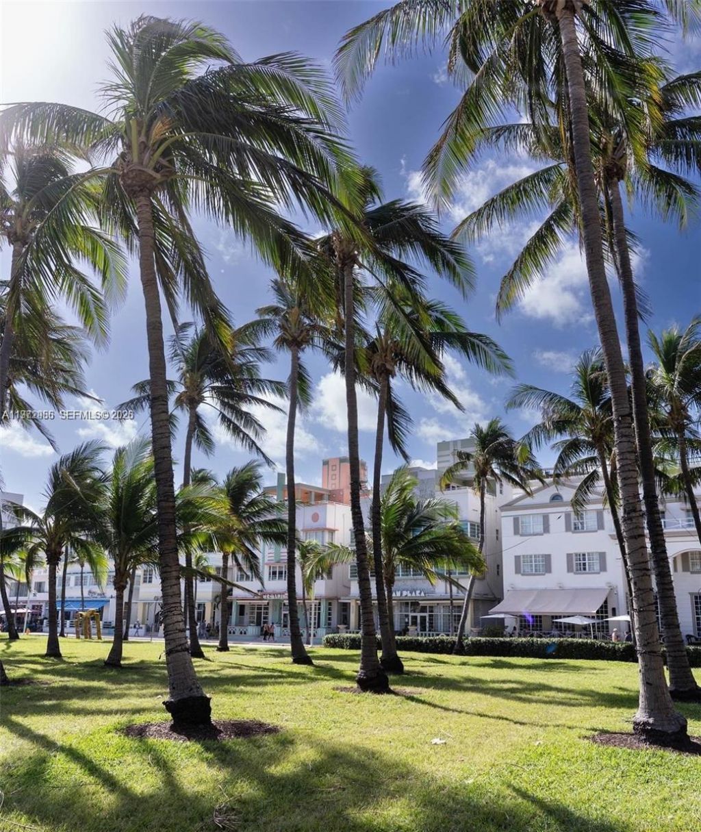 1455 Ocean Dr, Unit 1211, Miami Beach, FL 33139 Photo