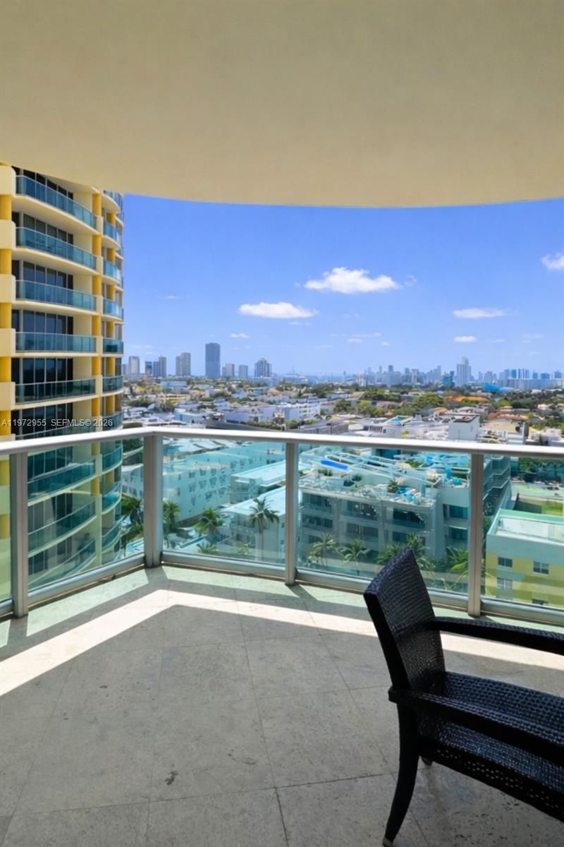 1455 Ocean Dr, Unit 1211, Miami Beach, FL 33139 Photo