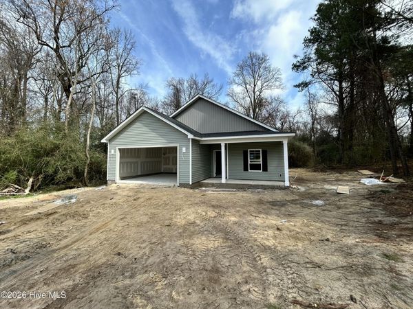 1702 Cardinal Drive, Deep Run, NC 28525