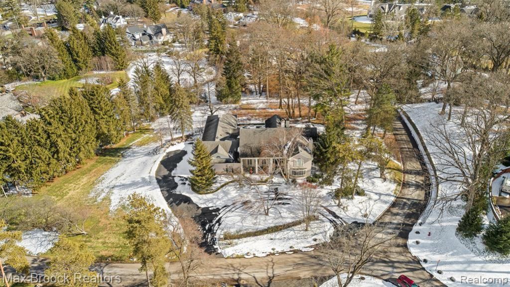 375 Dunston Road, Bloomfield Hills, MI 48304 Main Photo