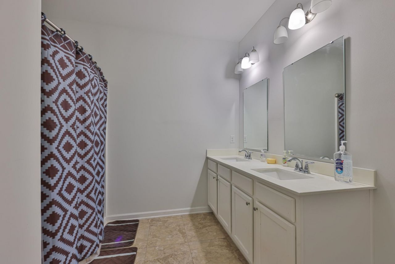 1028 Manassas Dr.  Photo 14