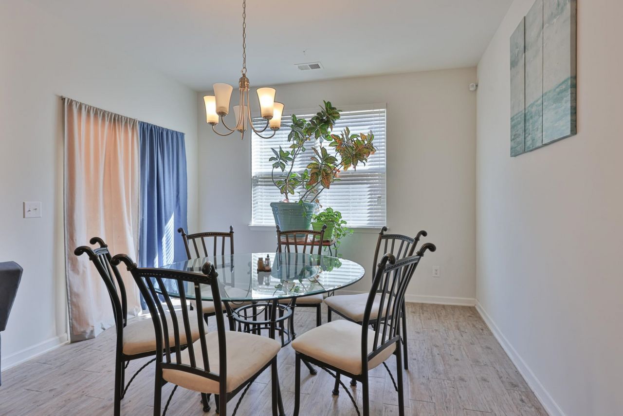 1028 Manassas Dr.  Photo 15