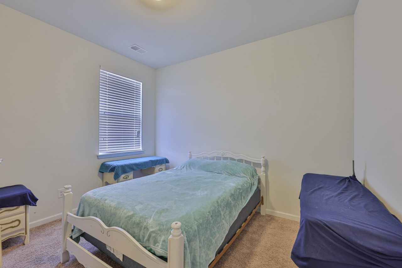 1028 Manassas Dr.  Photo 21