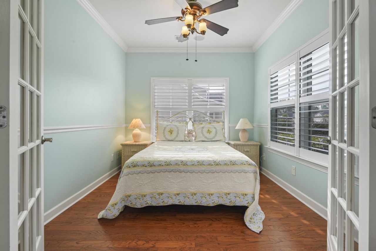 352 Arlington Circle  Photo 23