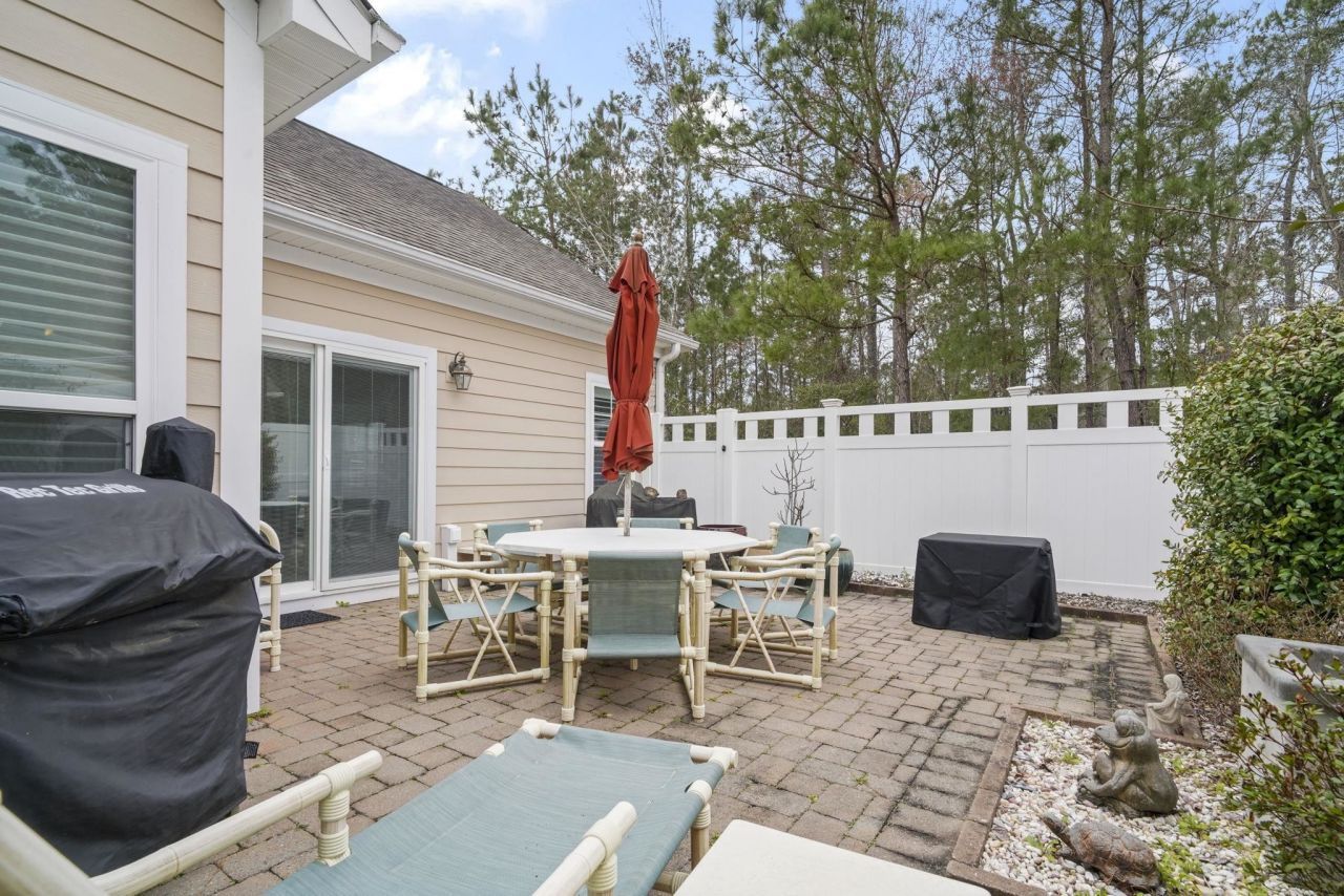 352 Arlington Circle  Photo 28