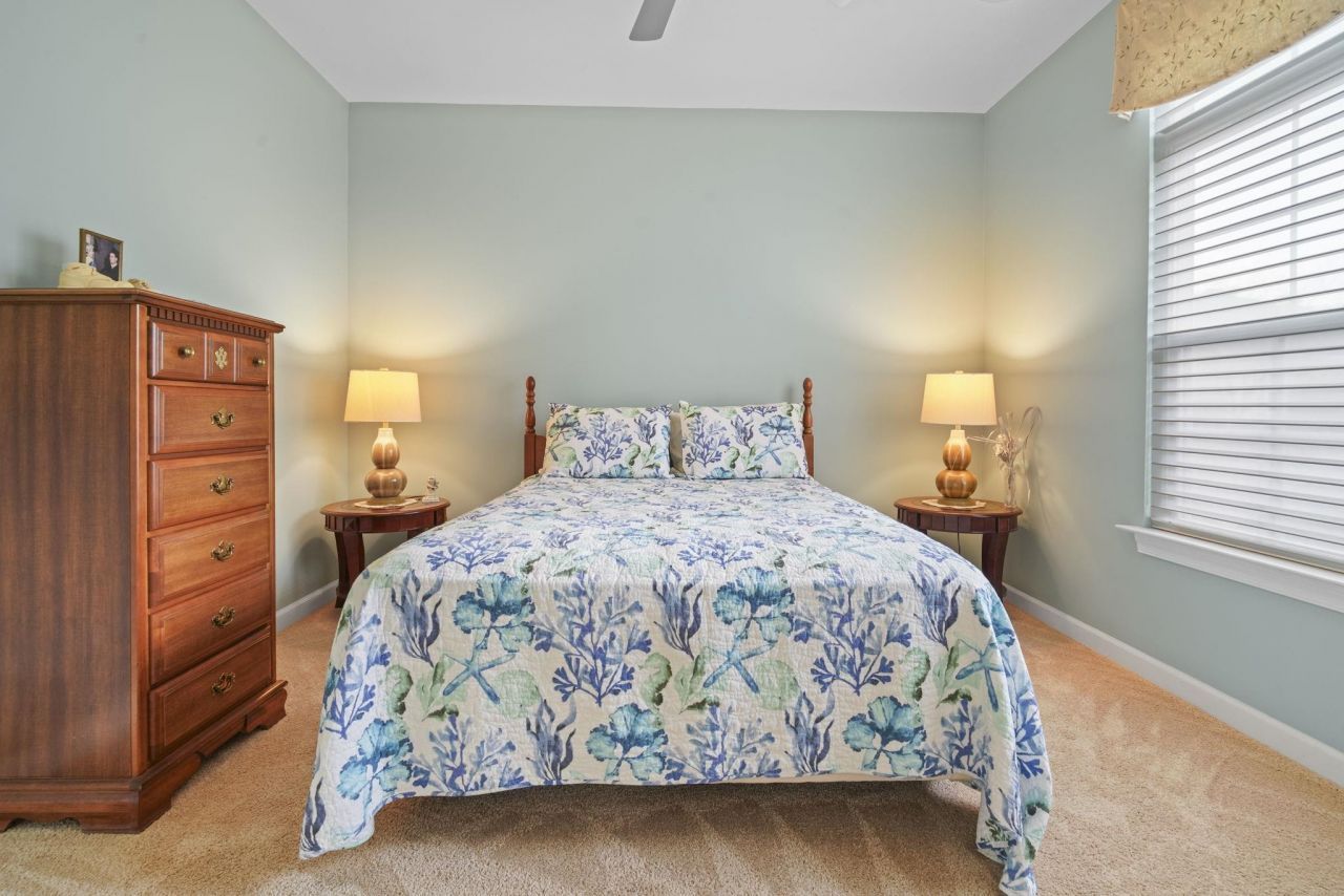 352 Arlington Circle  Photo 33