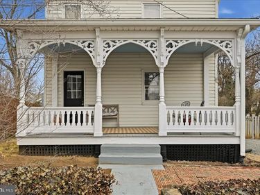 2 W MAIN STREET, BOYCE, VA 22620