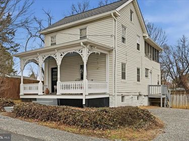 2 W MAIN STREET, BOYCE, VA 22620