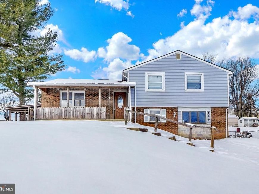 126 Claremont Drive, Seven Valleys, PA 17360 Main Photo