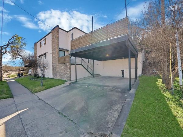 2303 Park Hill Drive, Fort Worth, TX 76110