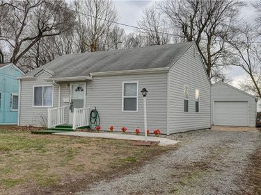 523 E Nettleton Avenue, Independence, MO 64050