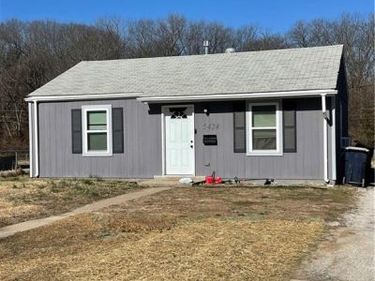 5424 College Avenue, Kansas City, MO 64130